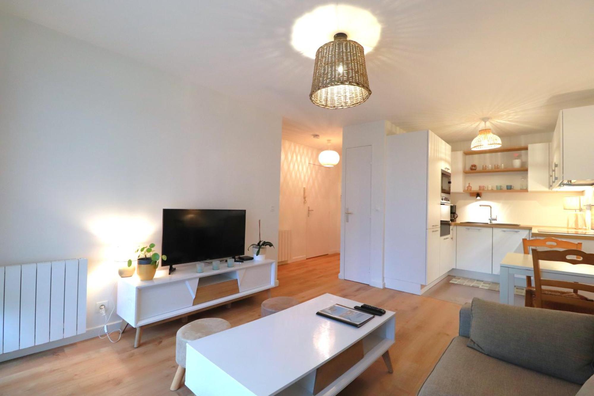 Olivia - T2 - Confort - Wifi- Parking Vannes Zewnętrze zdjęcie